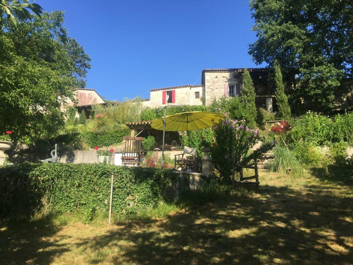 Le Peyrail Bed & Breakfast Les Leves-et-Thoumeyragues Exterior photo